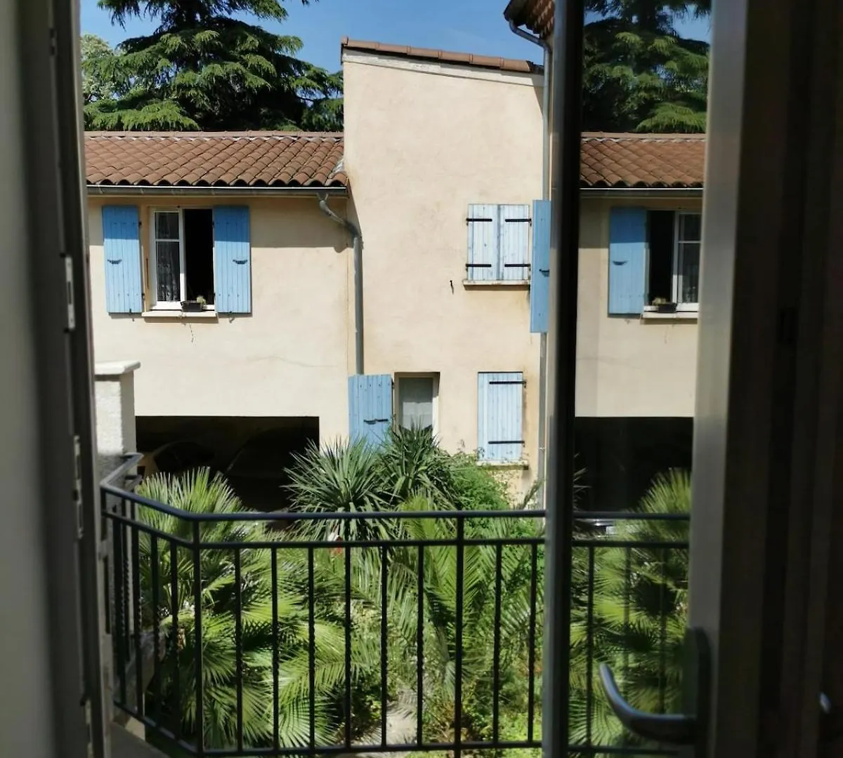 10 Charmant Studio Proche Gare Et Centre Valence  Apartment